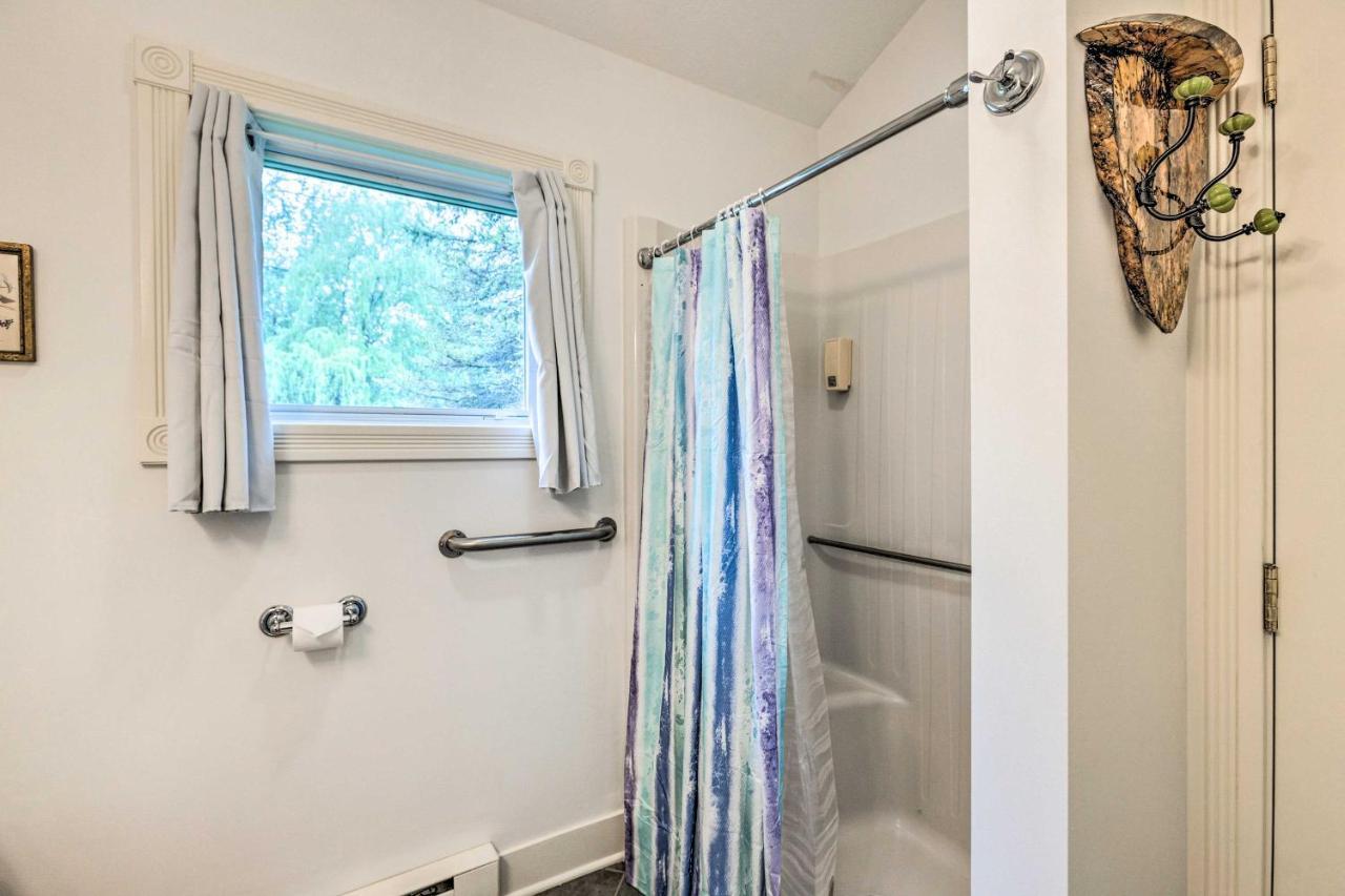 Couples Haven In Frankfort By Lake, Trails And Dtwn Exterior foto